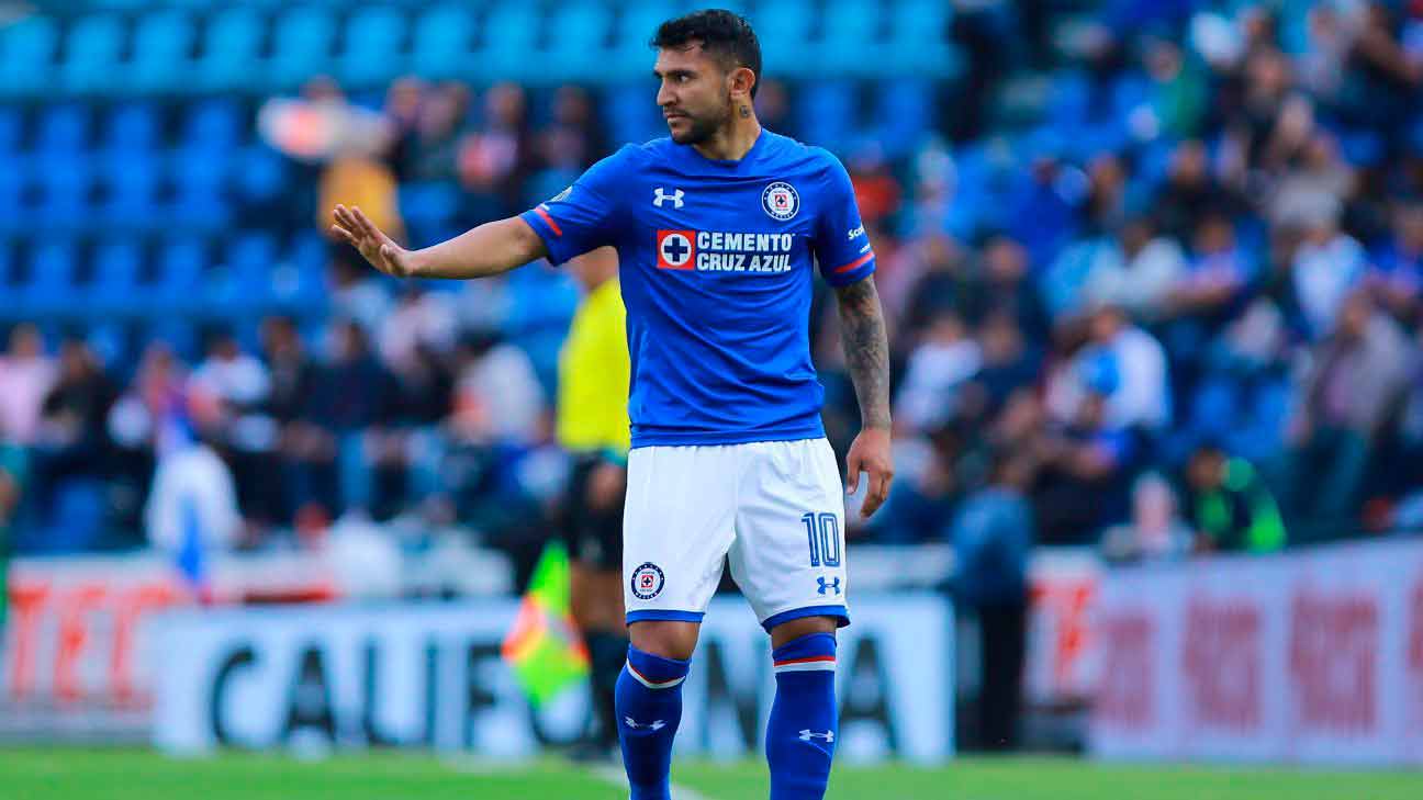 Walter Montoya quedó a deber con Cruz Azul y se ha marchado cedido 