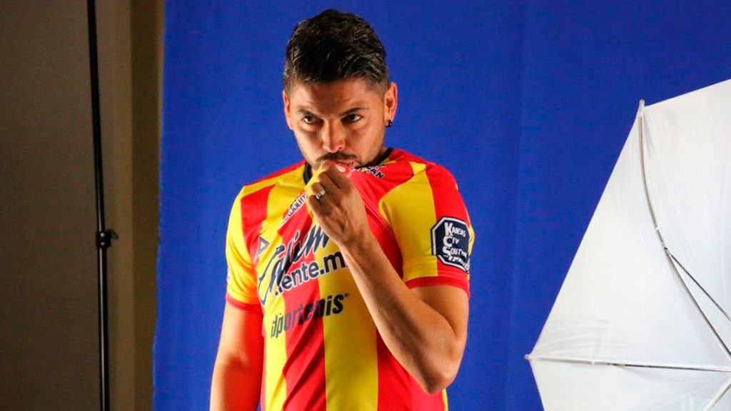 Carlos Morales recibirá homenaje en Morelia