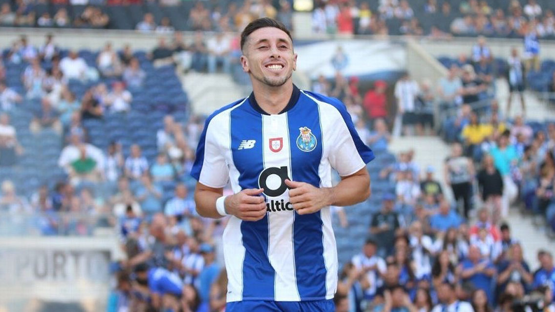 Roma desmiente interés por Héctor Herrera