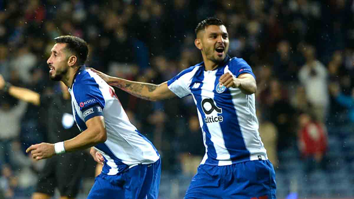 Héctor Herrera y Jesús Corona