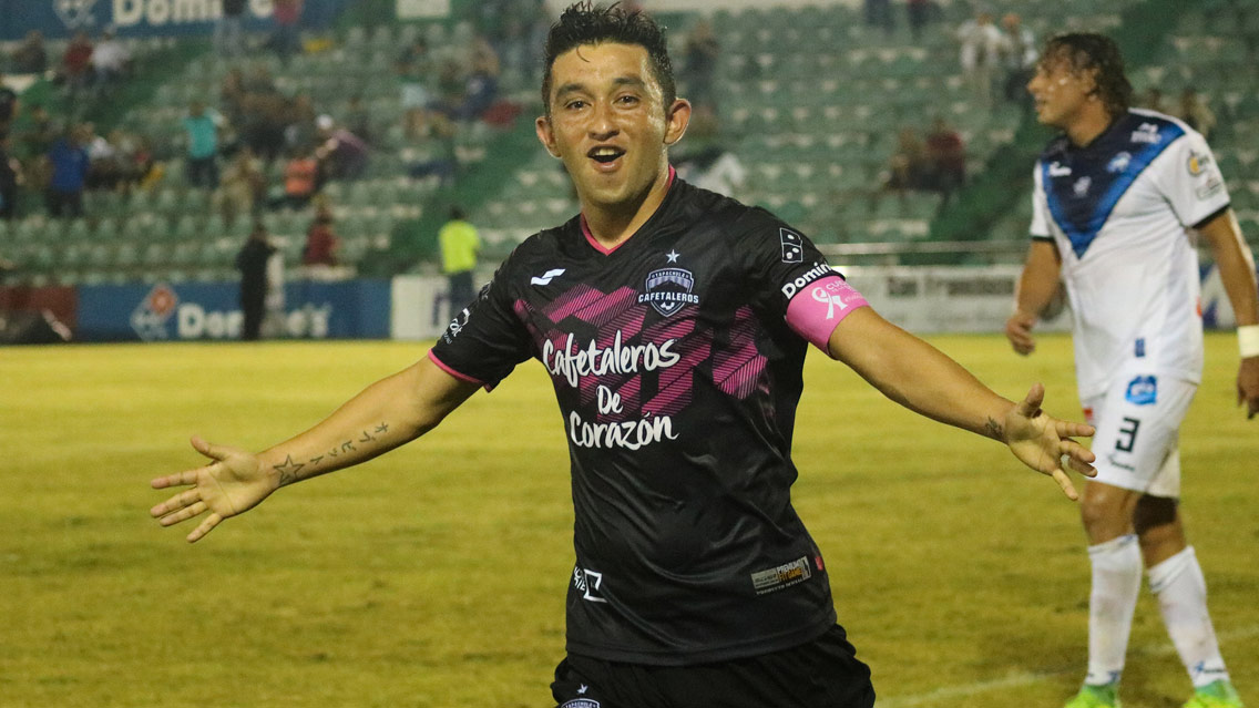 Diego Maradona quiere contar con ‘Hobbit’ Bermúdez