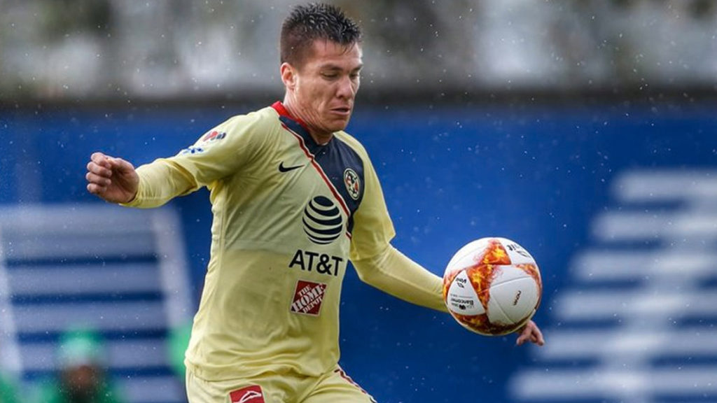 América confirma sus 2 primeras bajas