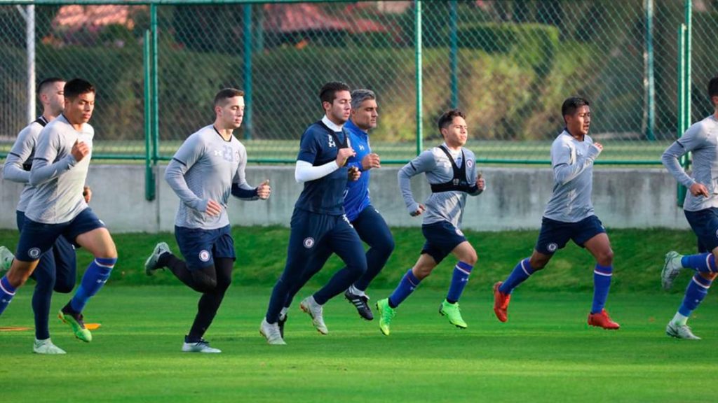 ¿Cuánto pagó Cruz Azul por sus 4 refuerzos?