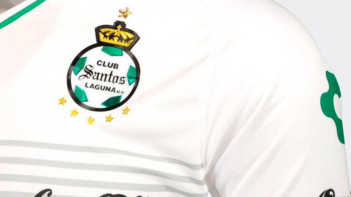 Santos Laguna presenta su tercer jersey