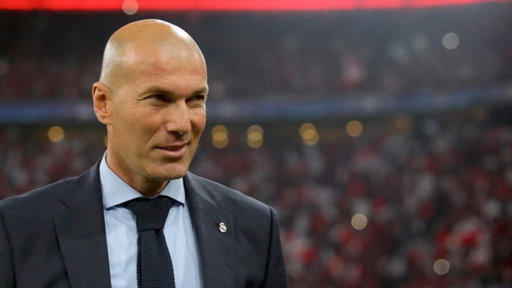 Zidane regresaría al Real Madrid