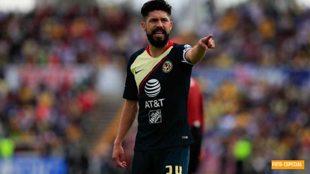 Oribe Peralta y Moises Muñoz calientan más el Clásico