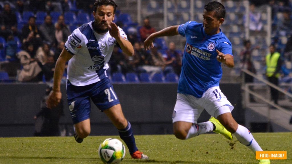 Aburrido empate entre Puebla y Cruz Azul en la Jornada 1