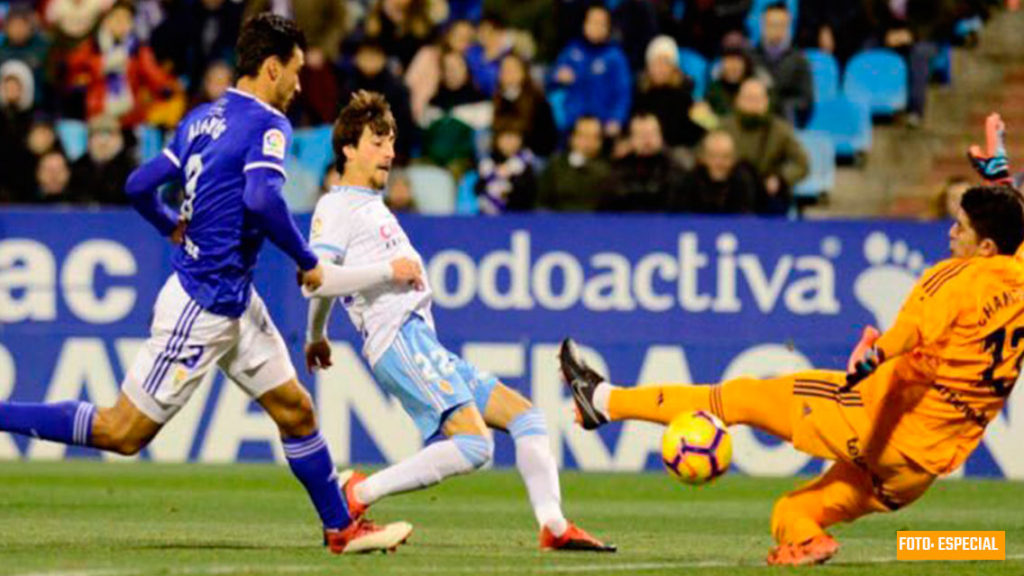 Alanis fall{o penal en la derrota del Real Oviedo