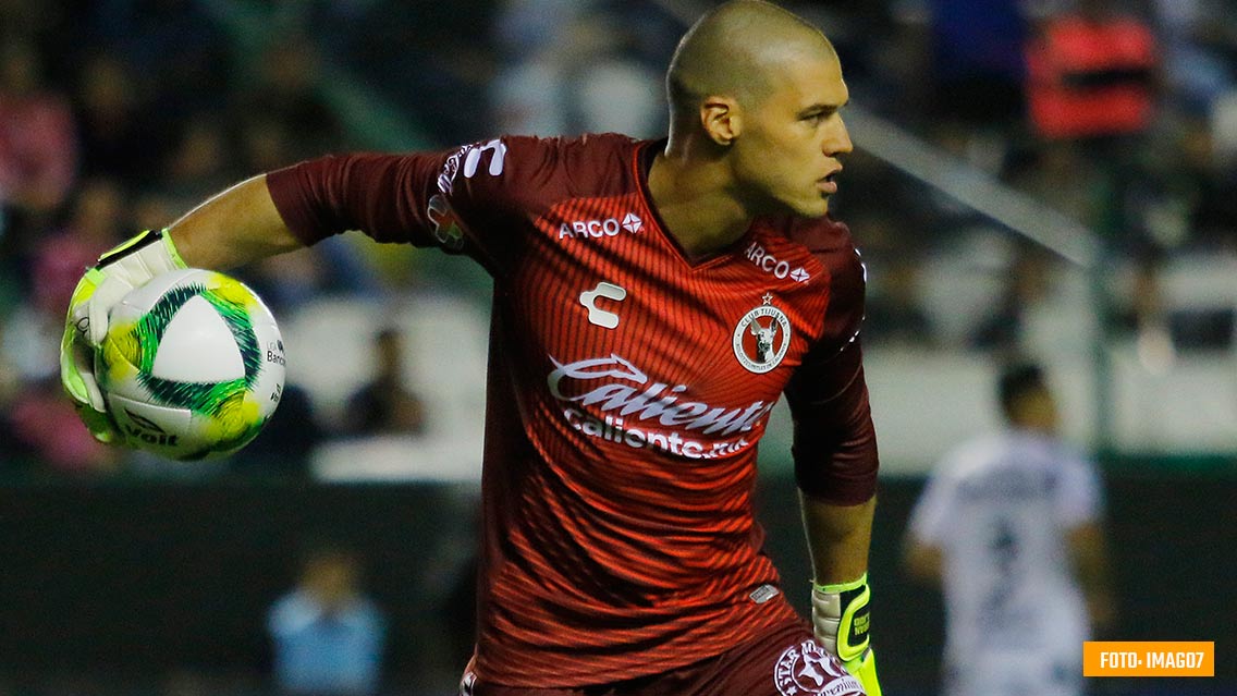 Lajud se viste de héroe y le da la victoria a Xolos