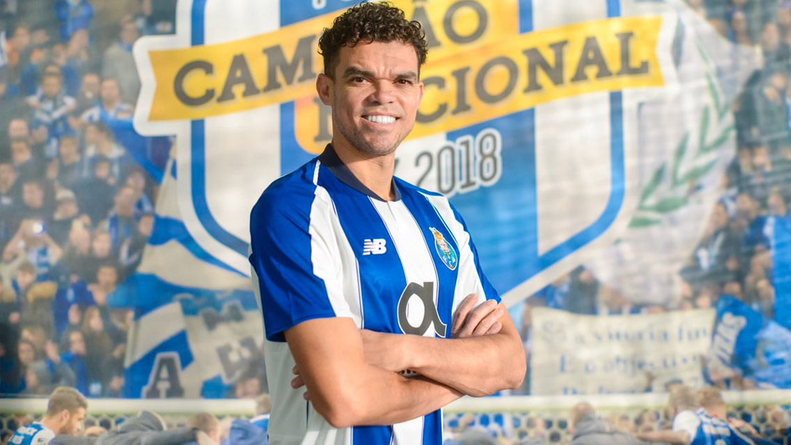 OFICIAL: Pepe regresa al FC Porto de Corona y Herrera