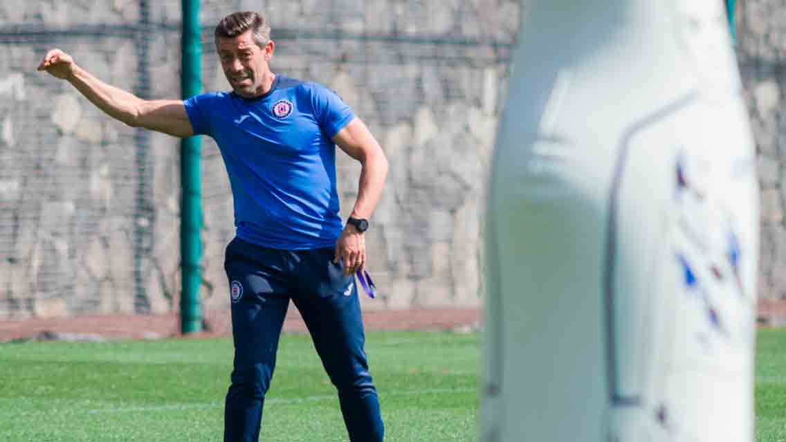 ¿Cuánto cobraría Caixinha si lo corren?