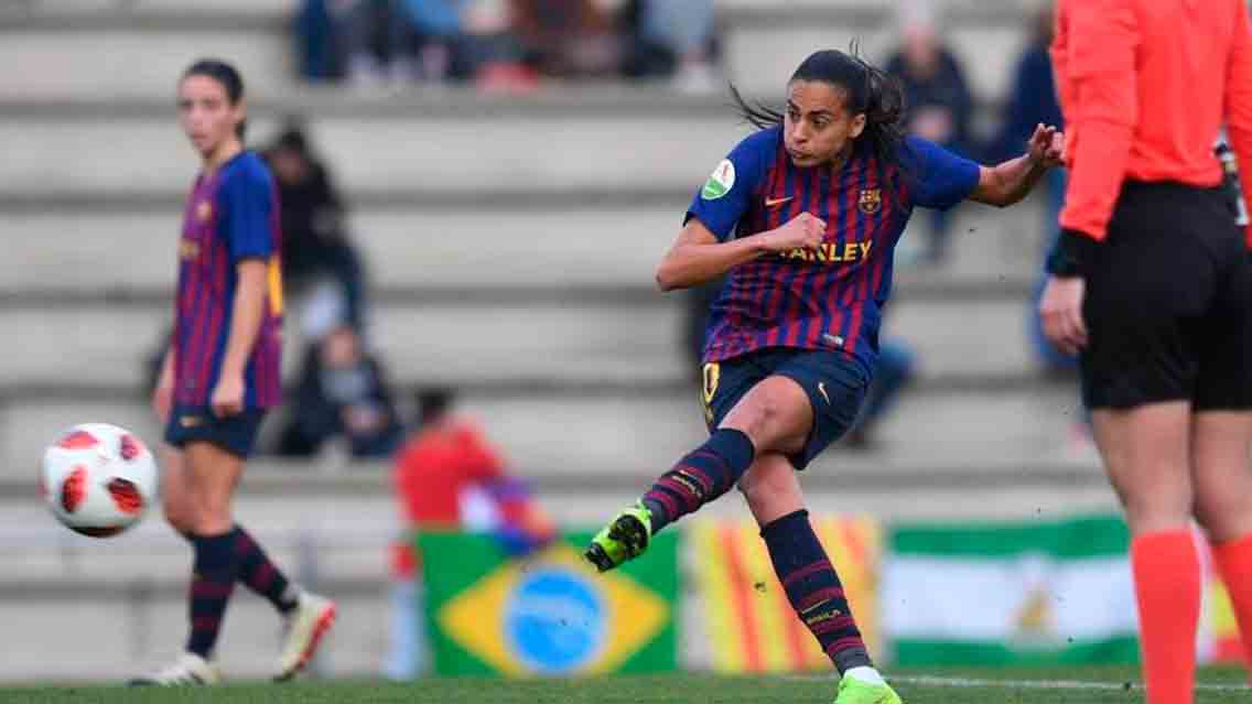 Denuncian insultos racistas en futbol femenino de España
