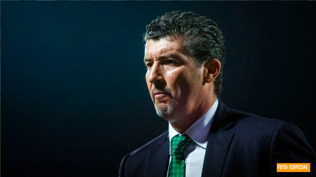 'Chepo' de la Torre será el nuevo entrenador de Querétaro