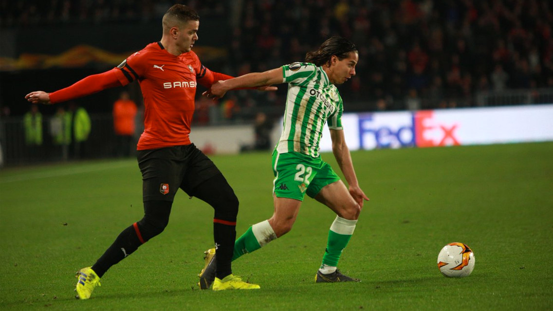 El gol de Diego Lainez en Europa League vs Rennes