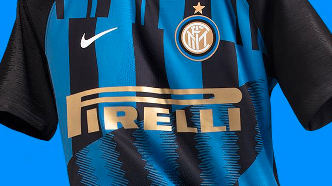 Inter de Milán presenta jersey conmemorativo