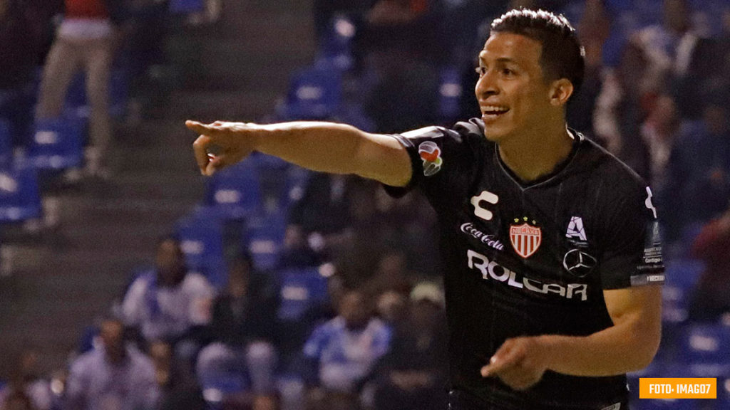 Necaxa golea 4-1 a Puebla y mantiene el invicto