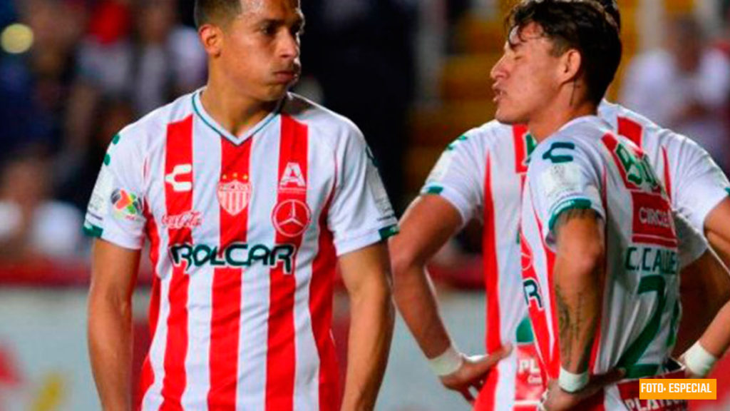 Sepúlveda se disculpa por fallar el penal ante Chivas