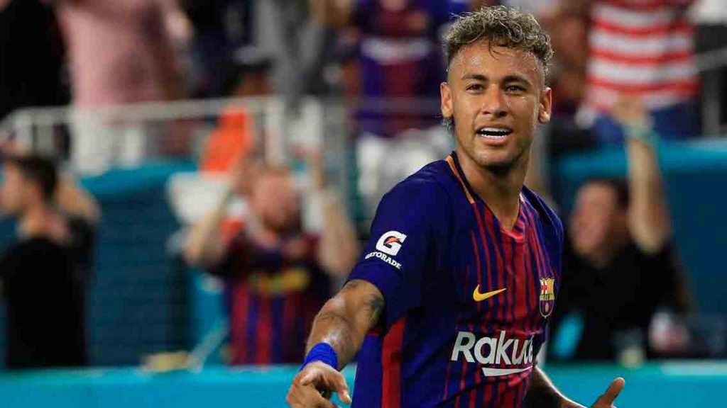 NeymaEn PSG aceptan interés de Barcelona por Neymar