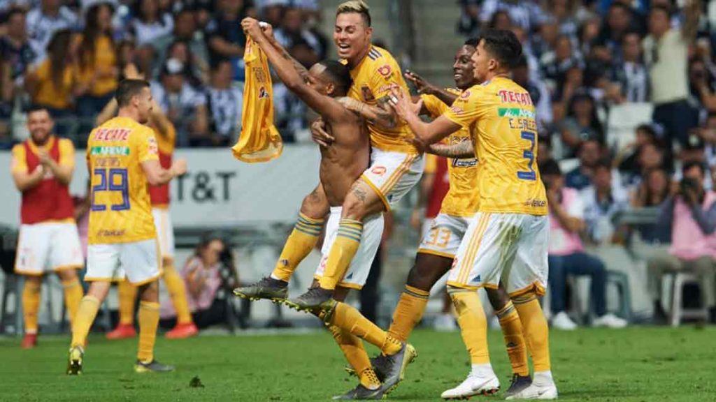 Tigres rescata el empate en el Clásico Regio