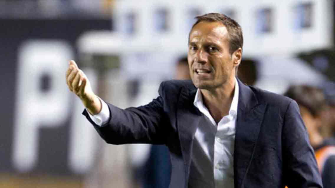 ¿Regresaría Van’t Schip a las Chivas?