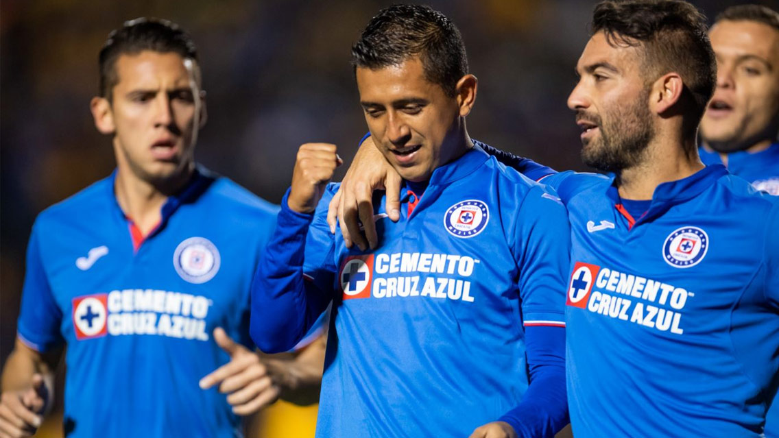 Los 2 jugadores con ultimátum en Cruz Azul