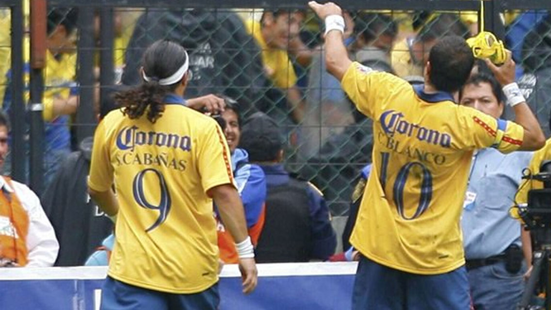 Cuauhtémoc Blanco y Salvador Cabañas volverán a las canchas