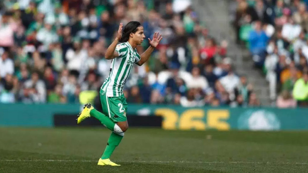 Diego Lainez, entre las 5 promesas mundiales