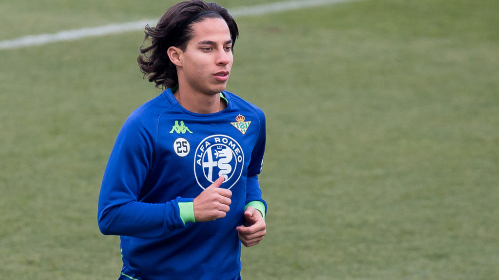 ¿Diego Lainez, cedido por el Real Betis?