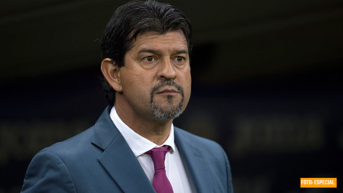 el-puesto-de-jose-saturnino-cardozo-esta-en-riesgo