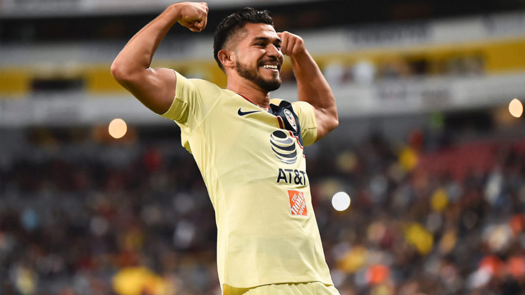 Henry Martín sería el primer refuerzo de Rayados