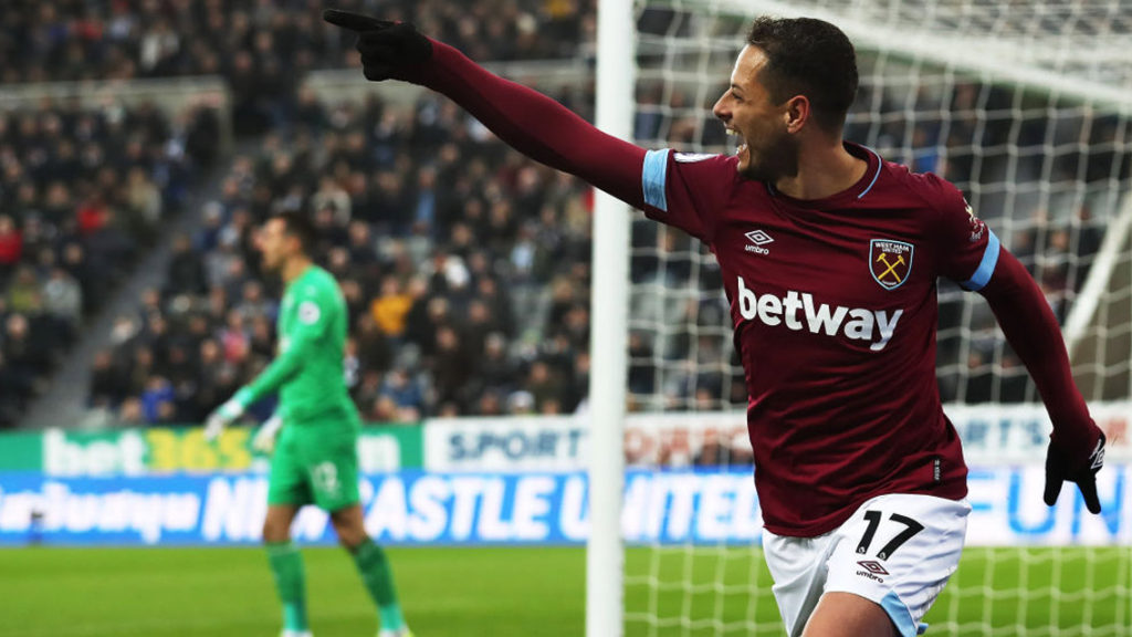 ¿Chicharito será el bombazo de Rayados?