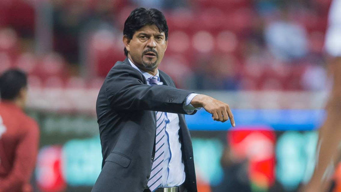 Chivas busca técnico con perfil europeo