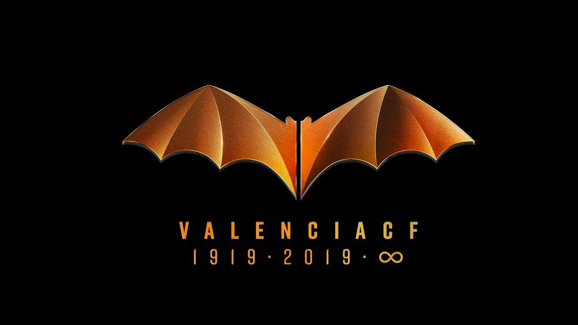 Valencia es demandado por DC Comics