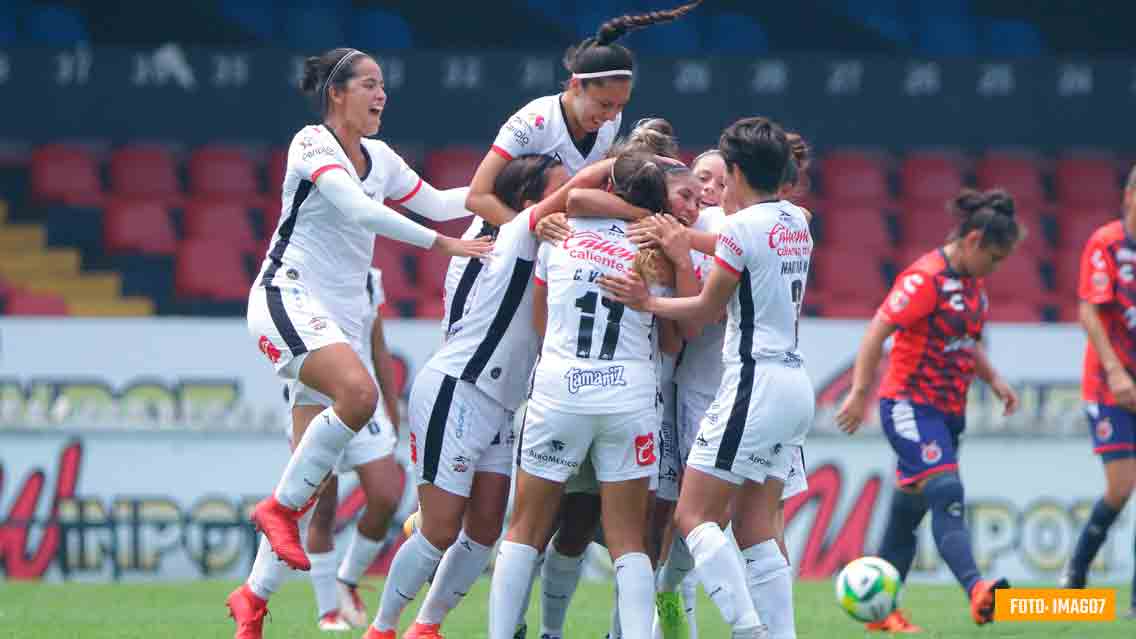 Lobos Femenil