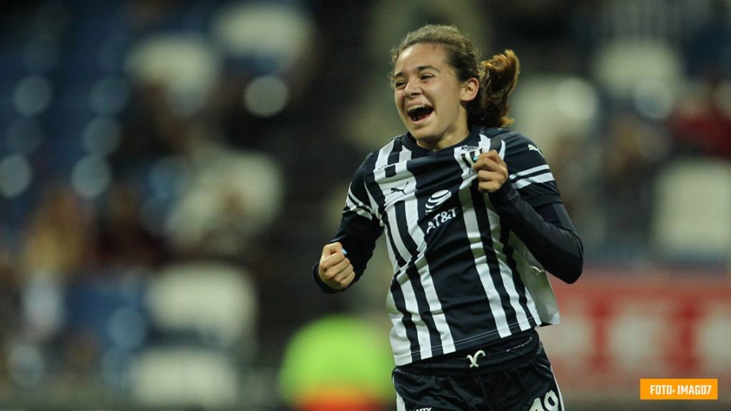 Quién es Aylin Aviléz, joya de las Rayadas de Monterrey 0