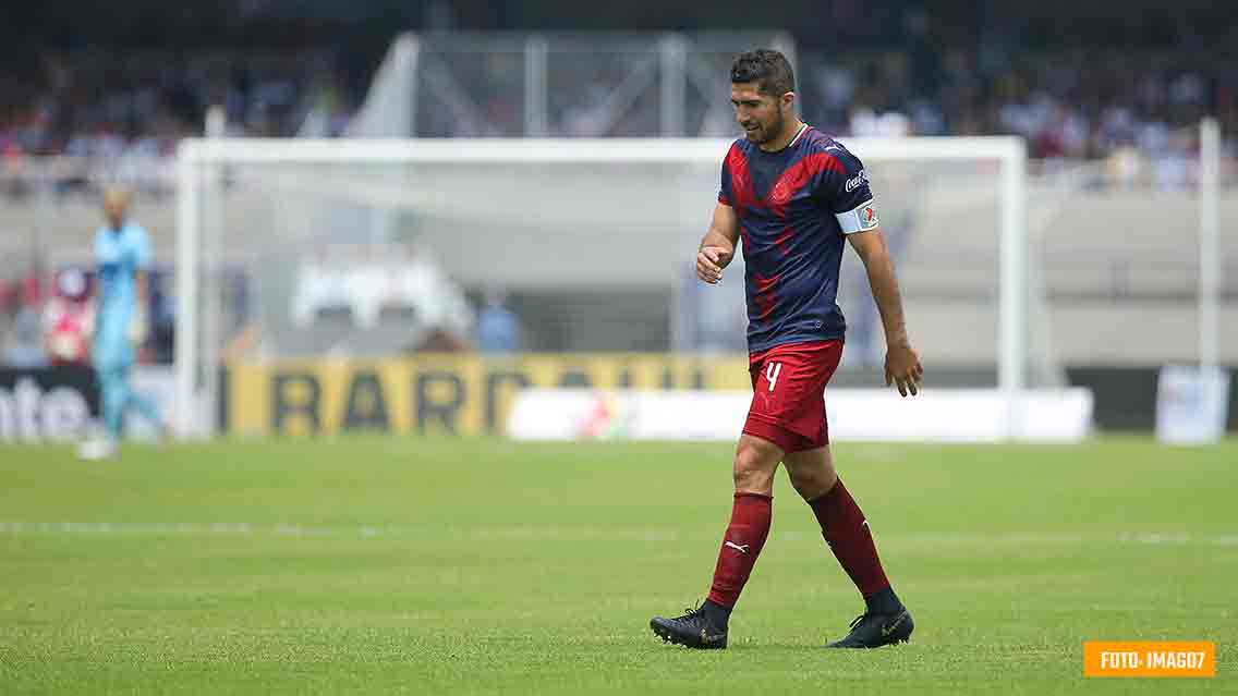 OFICIAL: Chivas rescinde contrato de Jair Pereira
