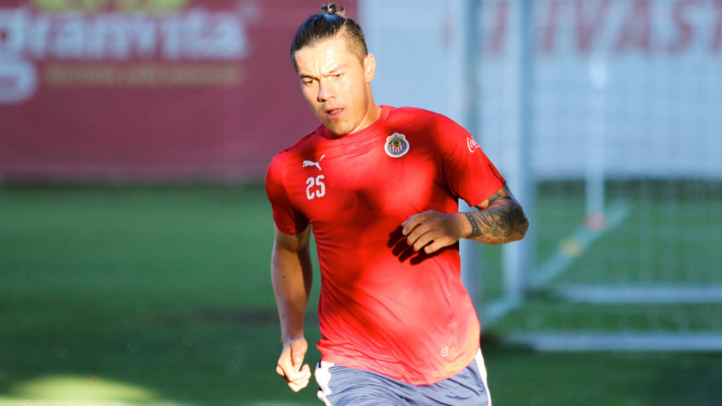 3 equipos quieren robar a Michael Pérez de Chivas