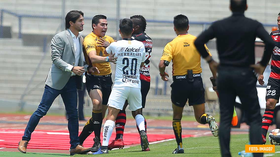 Pumas sancionará a Bruno Marioni por expulsión en CU