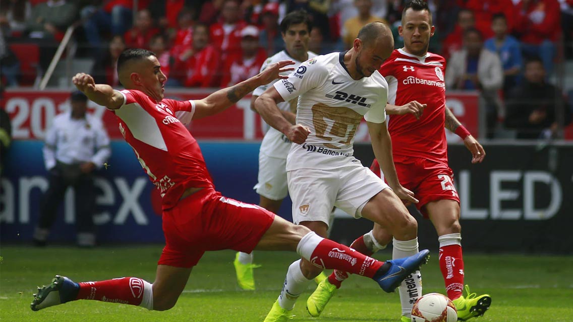 Pumas y Toluca, grandes en decadencia y sin títulos