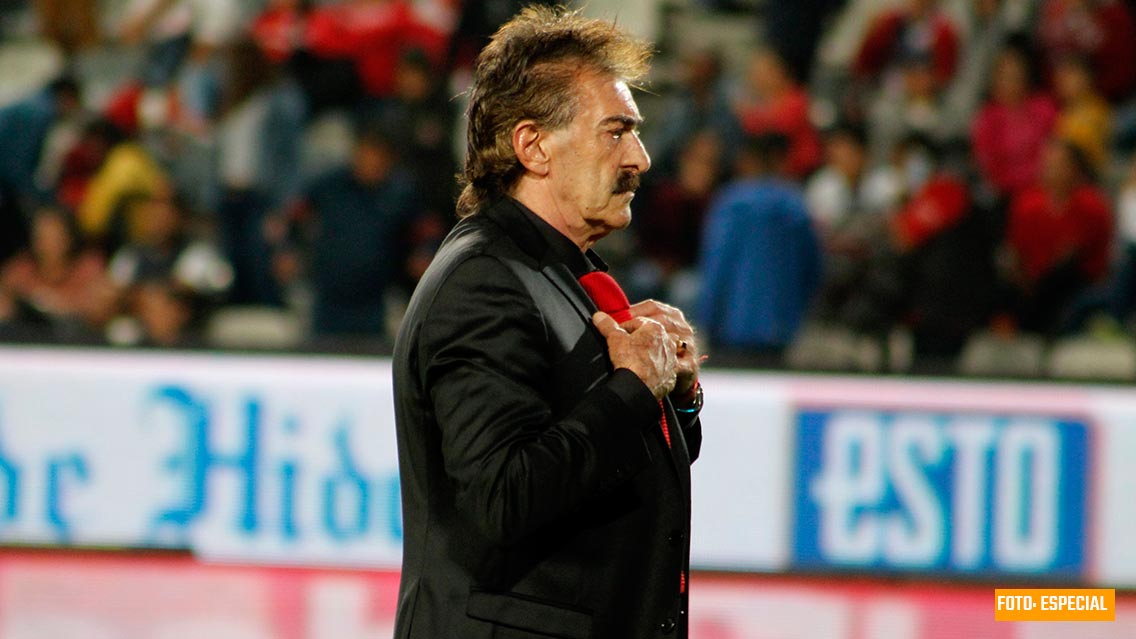 Ricardo La Volpe criticó fuerzas básicas de Chivas