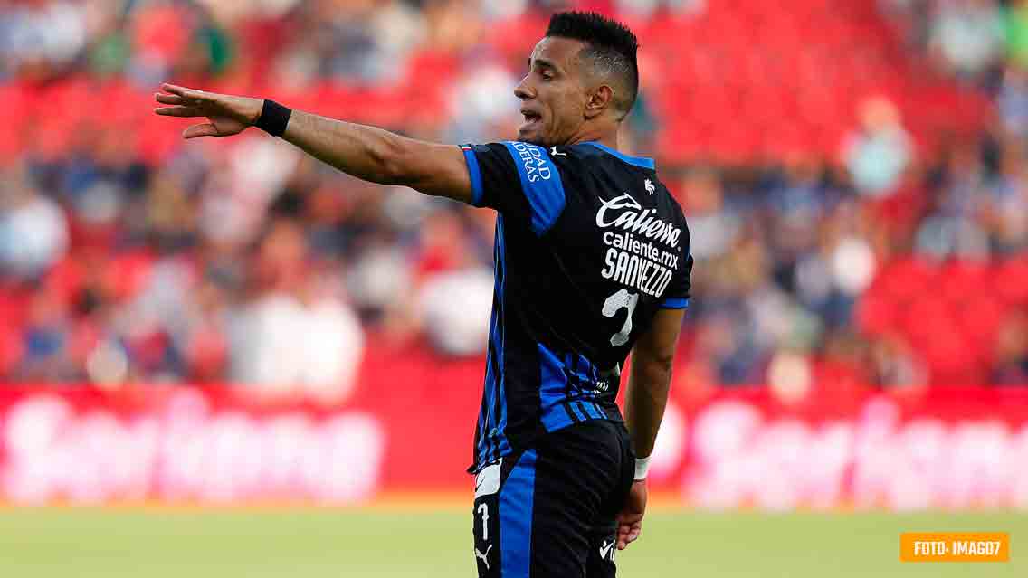 Querétaro tiene millonaria oferta por Camilo Sanvezzo