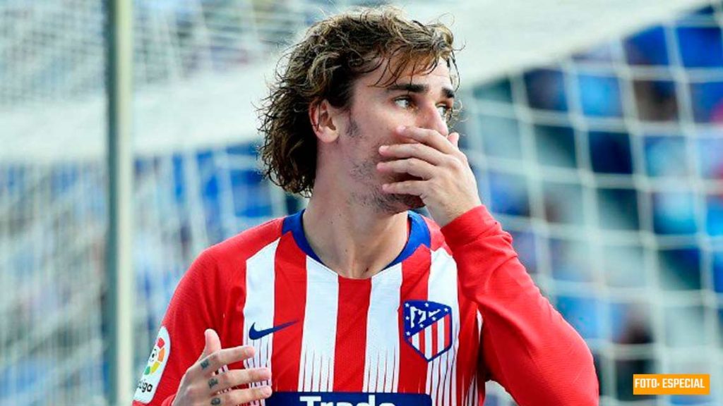 Atlético de Madrid critica al Barcelona y retiene a Griezmann