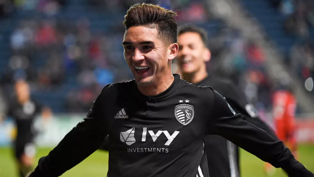Los 2 chilenos que SI quieren jugar con Cruz Azul
