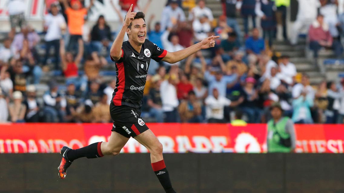 Mauro Lainez pide mayor sueldo para llegar a Chivas