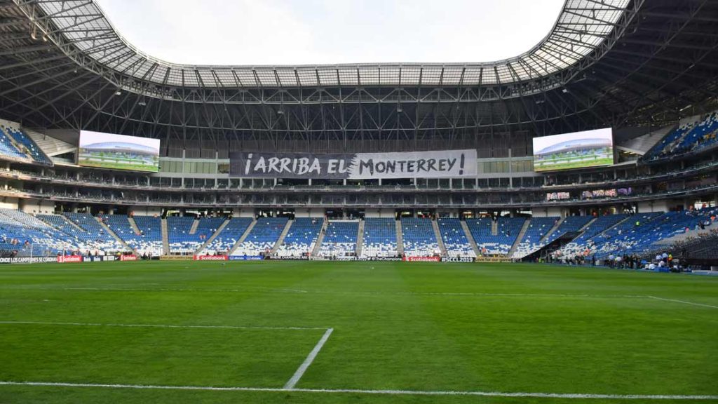 Rayados aplicaría un 'Azteca' y pondría pasto híbrido