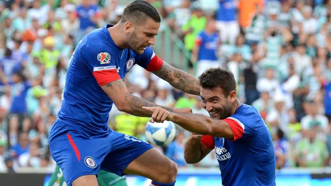 cuanto-quiere-cruz-azul-por-martin-cauteruccio-y-edgar-mendez