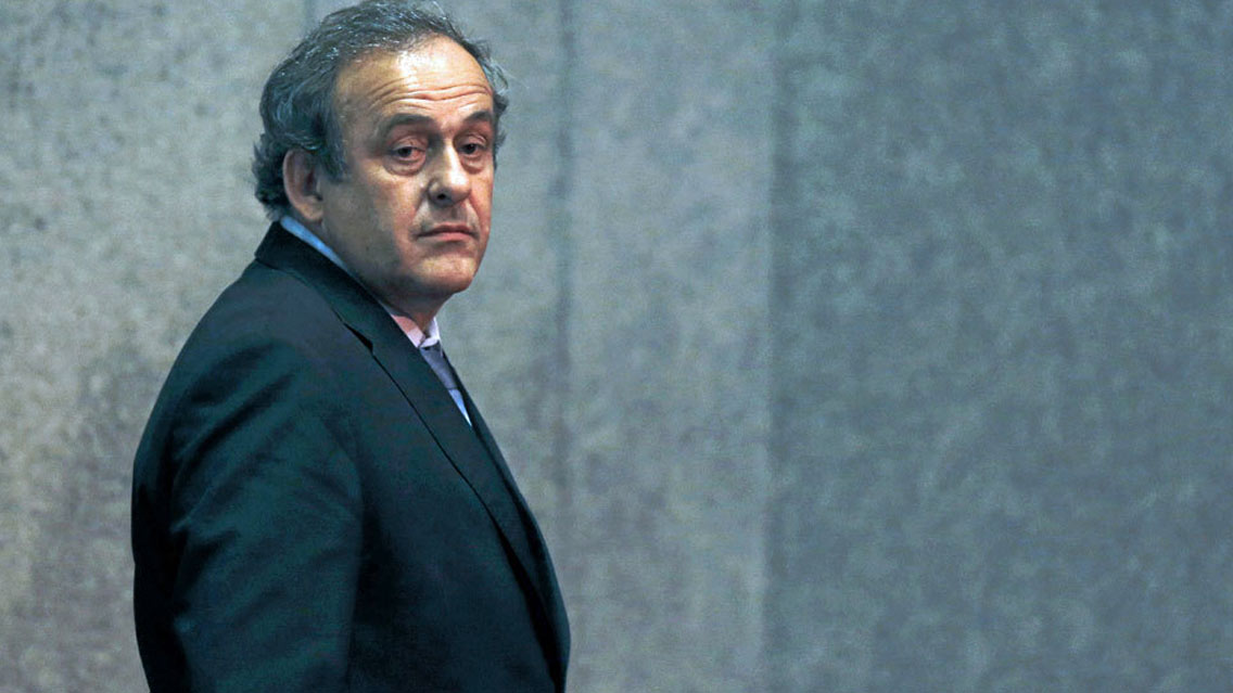 Platini sale en libertad tras interrogatorio