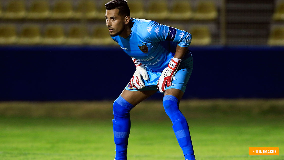 Gerardo Ruíz, portero goleador, supera a delanteros de Liga MX