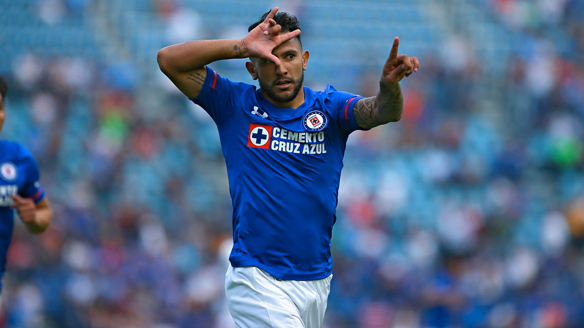 ¿Cuántos millones tiró Cruz Azul con Walter Montoya?