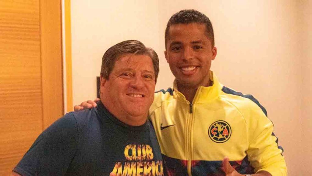 Giovani Dos Santos reportó con América